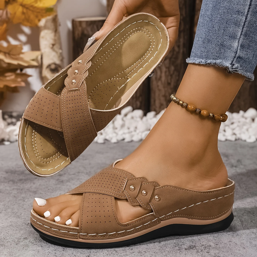 Zomer sandalen met gekruiste bandjes Dames