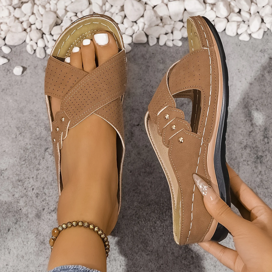 Zomer sandalen met gekruiste bandjes Dames