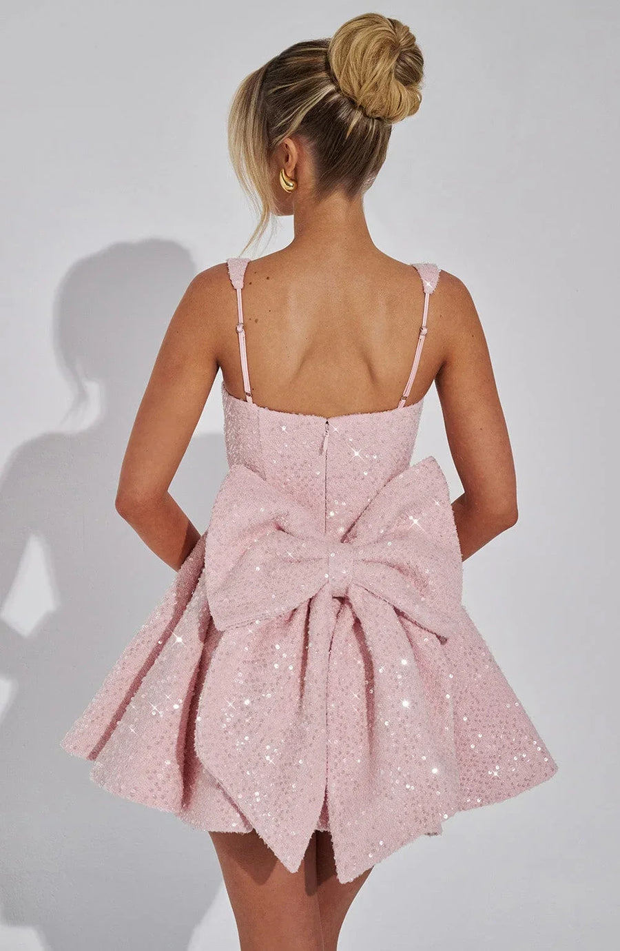 Sprankelende Mini jurk met vierkante halslijn Dames